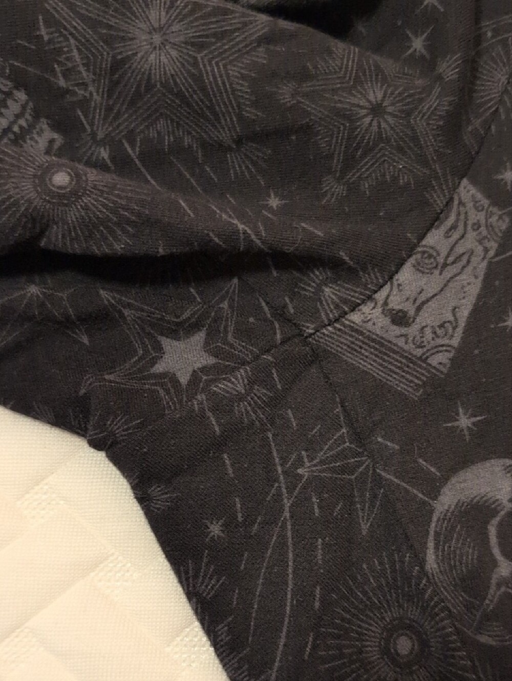 TORRID Bike Shorts 11'' Signature Waist Pocket Magical Objects Deep Black 1X - Picture 9 of 10